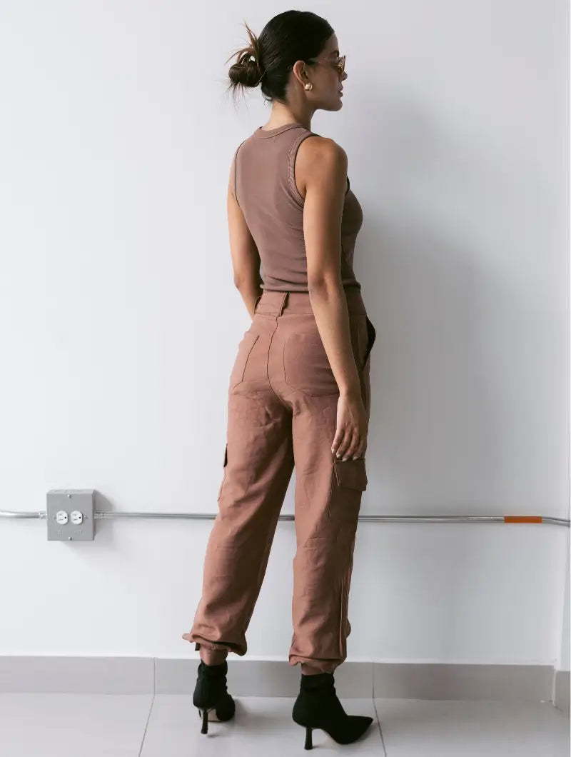 JOGGER TIPO LINO