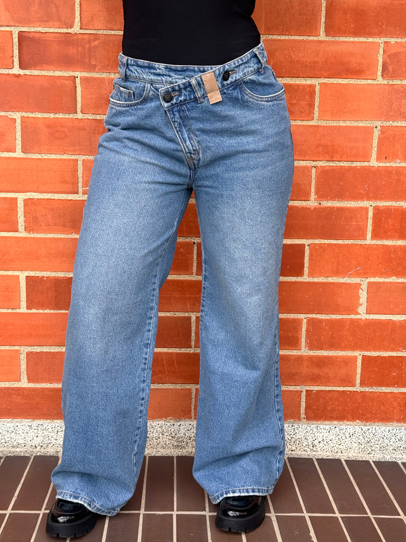 JEAN CRUZADO 5437